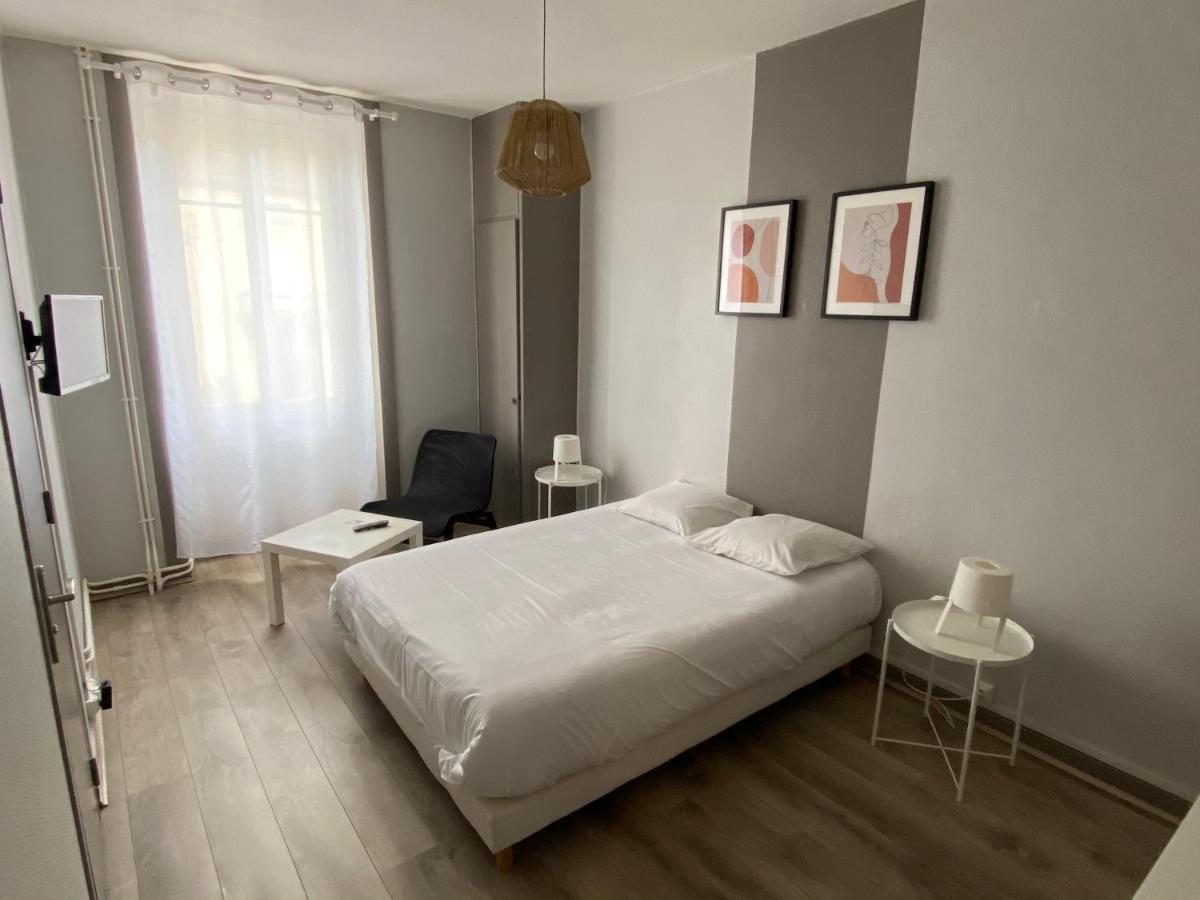 Le Relais De La Gare Hotell Dole Eksteriør bilde