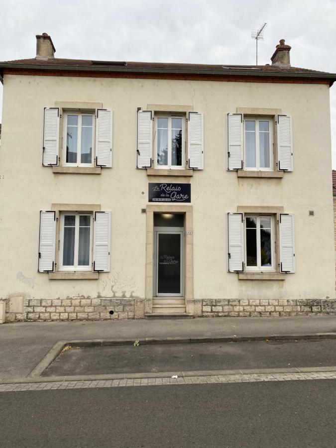 Le Relais De La Gare Hotell Dole Eksteriør bilde